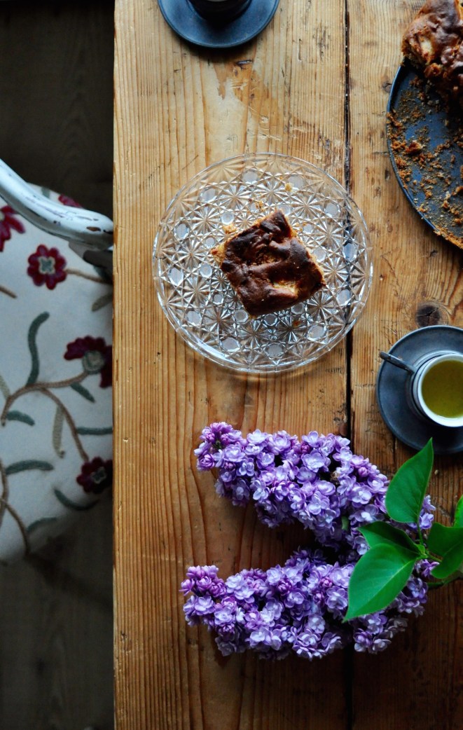 apple-cake_kitchenhabitscom4